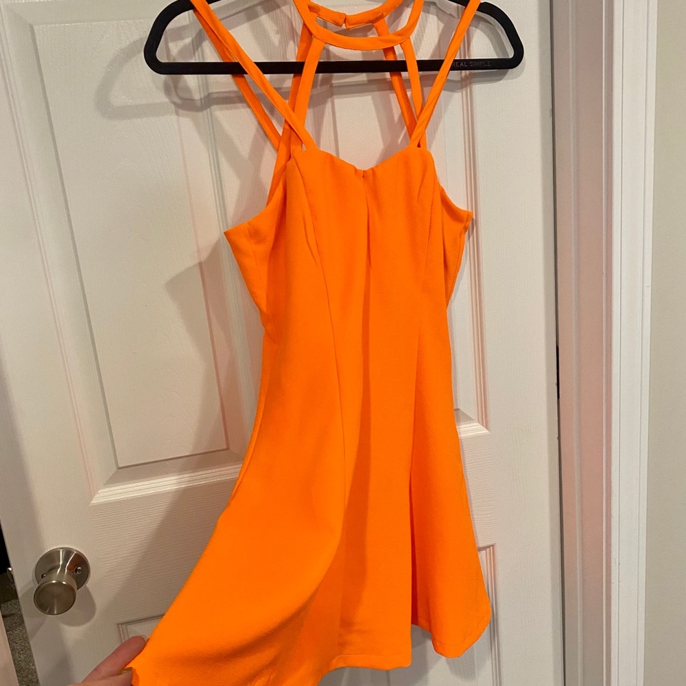 Dress - Picture 2 of 7